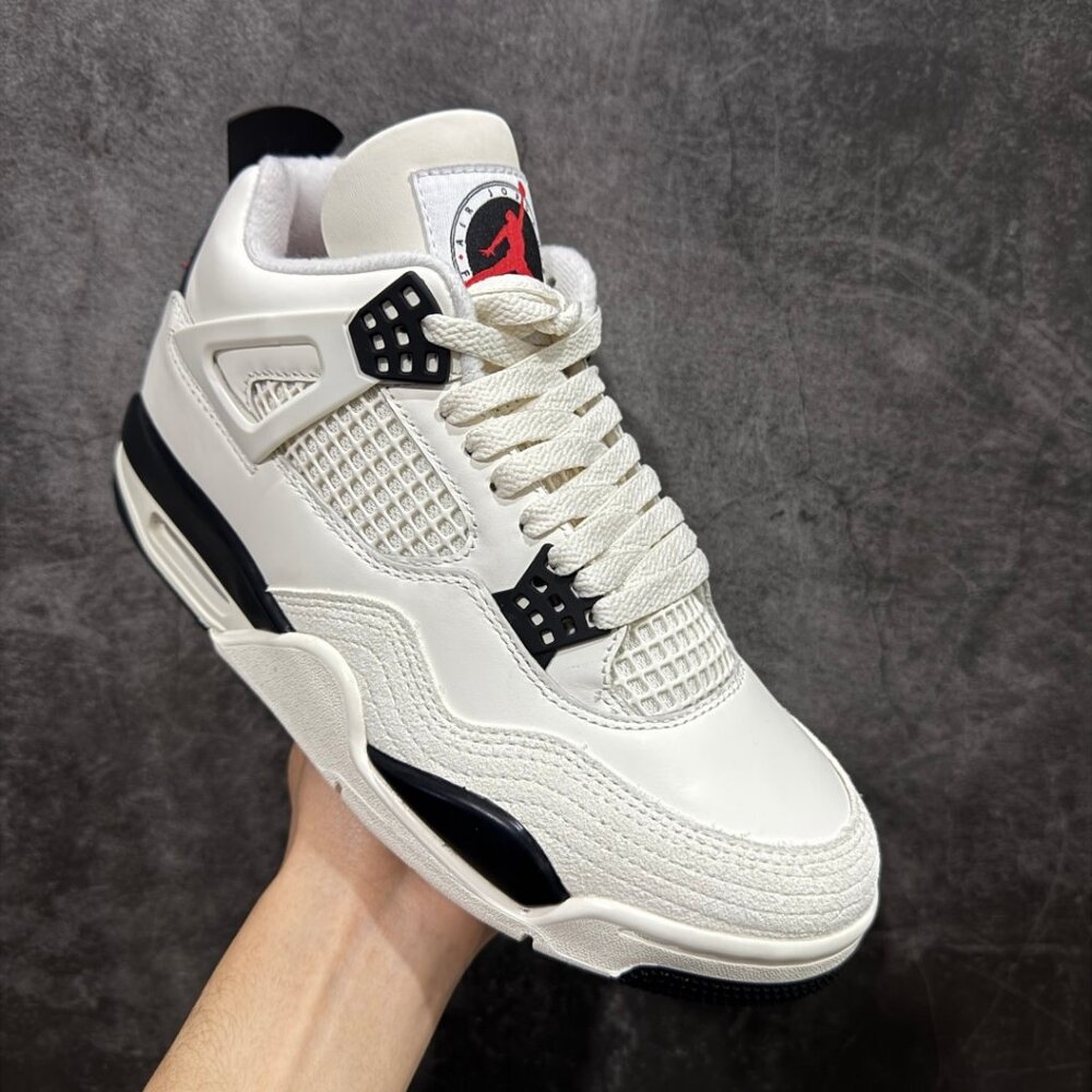 Air Jordan 4 Retro "Flight Club" - Picture 4 of 9